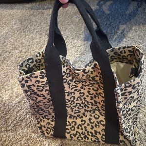Leopard purse